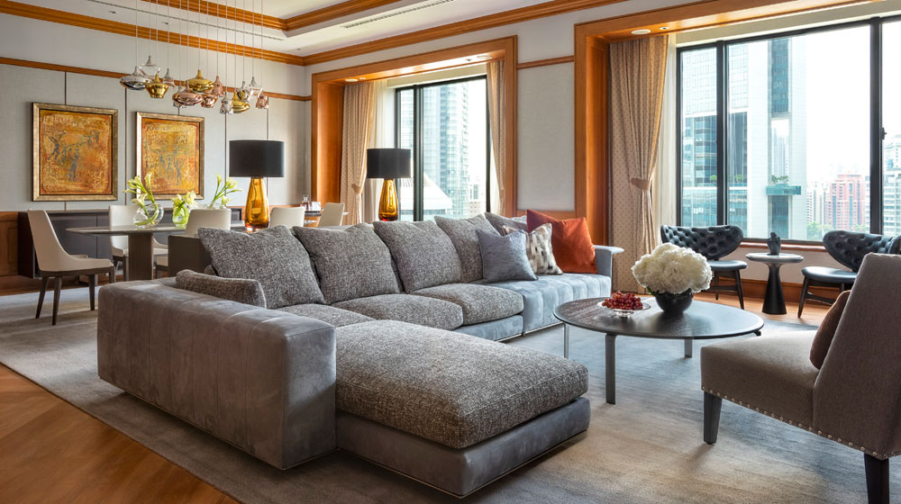 Four Seasons Hotel Singapore Governor Suite