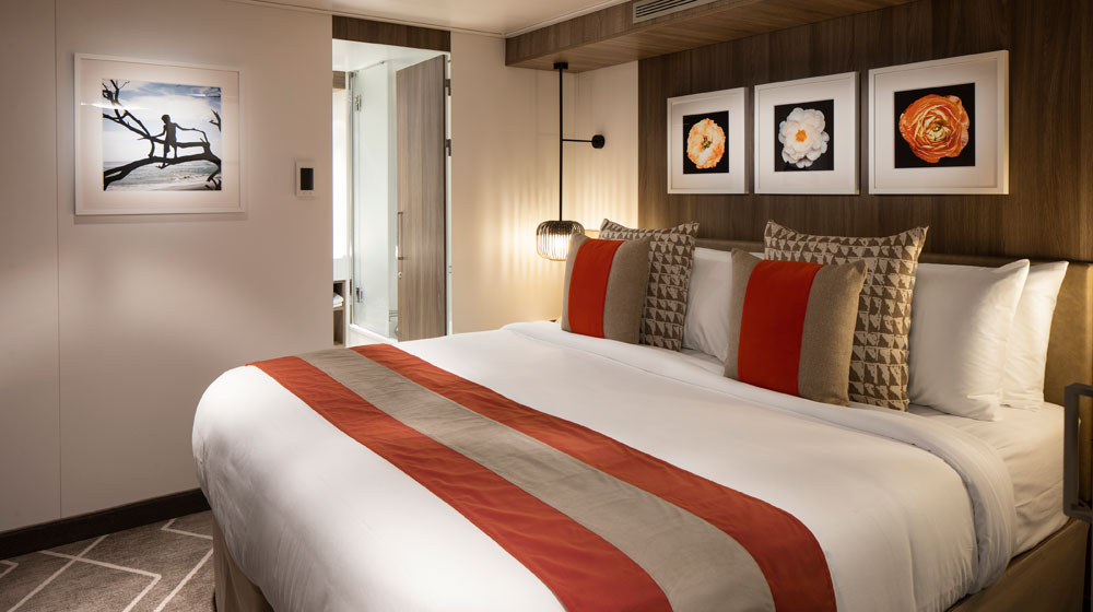 Celebrity Cruises &copy Celebrity Edge | Celebrity Suite - Bedroom