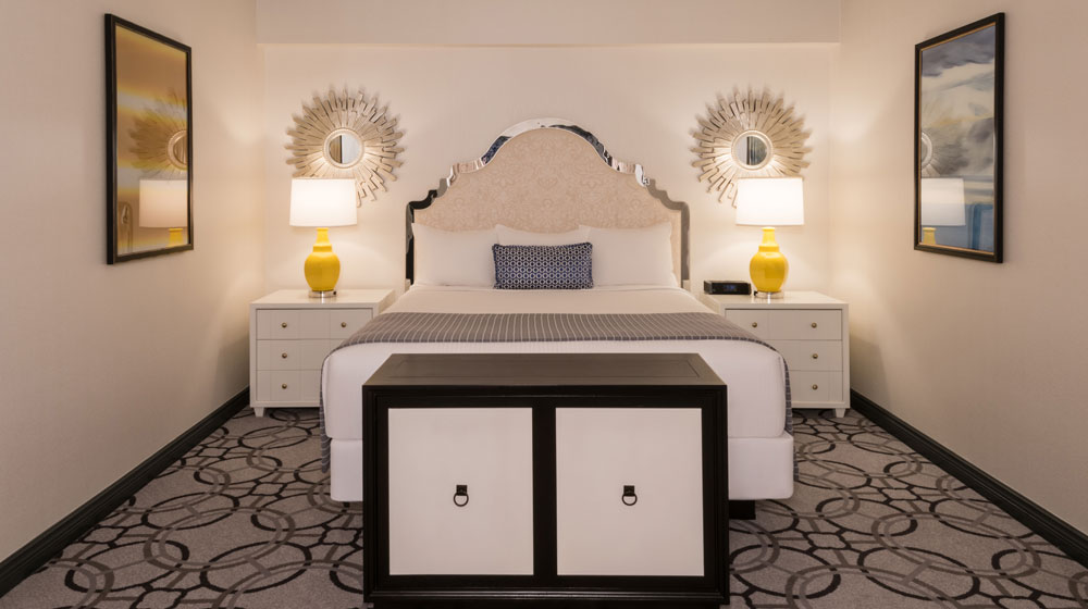 Remodeled Elegant Suite, Paris Las Vegas