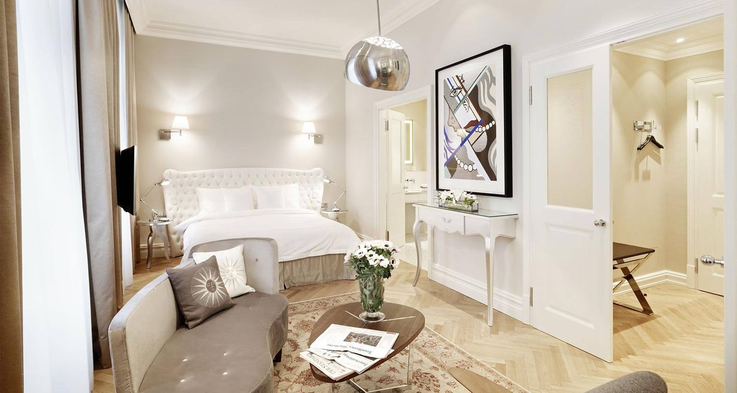 Junior Suite at Sans Souci Hotel