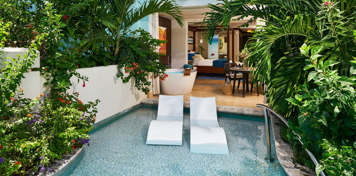 Sandals South Coast, Jamaica - Swim-Up Rondoval Suites